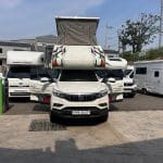 렉스턴스포츠칸 V70 캠핑카 인산철 600AH 바닥난방 풀옵션 저렴한 매물