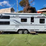 타버트 투축 풀옵션 카라반