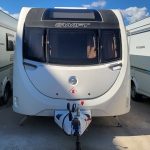 스위프트 알파인 4 카라반