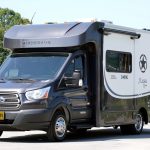 미국식 확장캠핑카 포드 위네바고 퓨즈 23F 2023년식