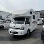 봉고 6인승 앞보기 캠핑카 휴먼550