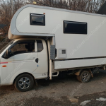 트럭캠퍼 2017년식 중고 모터홈 캠핑카