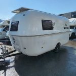 랜더스 2018년식 중고 카라반