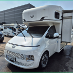 스타리아 페넥캠핑카 2024년식 중고 캠핑카