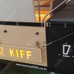 콤마사 키프 베이지 중고 트레일러 2022년식