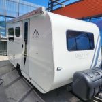 DELIGHT 클래식 2022년식 중고 카라반