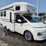 스타리아 페넥캠핑카 2024년식 중고 모터홈